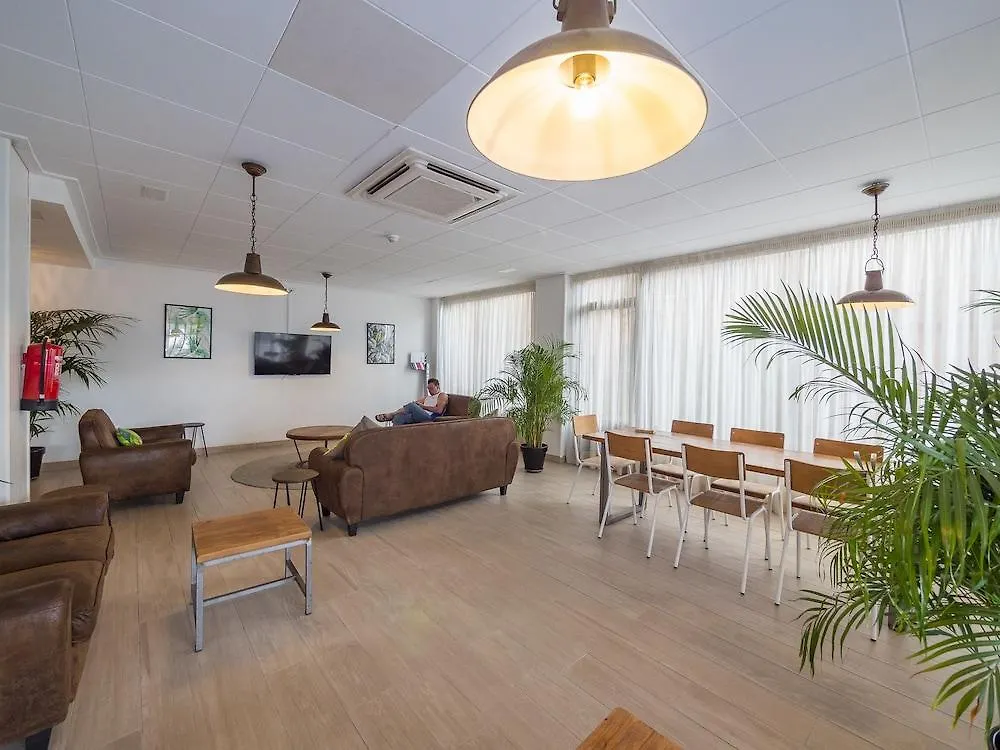***  Hotel Checkin Garbí Calella Španělsko