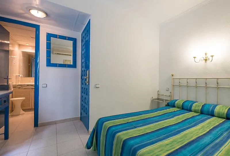 Hotel Checkin Garbí Calella