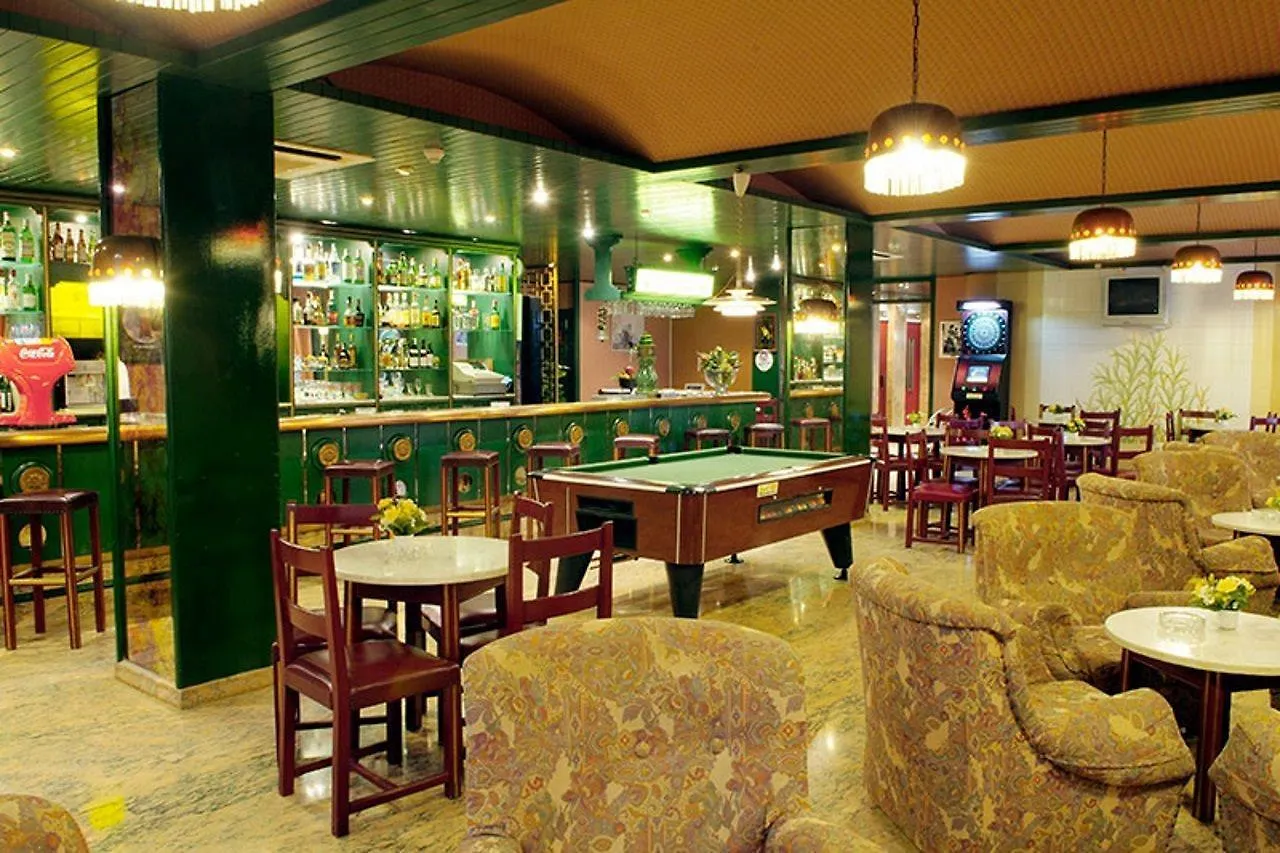 Hotel Checkin Garbí Calella