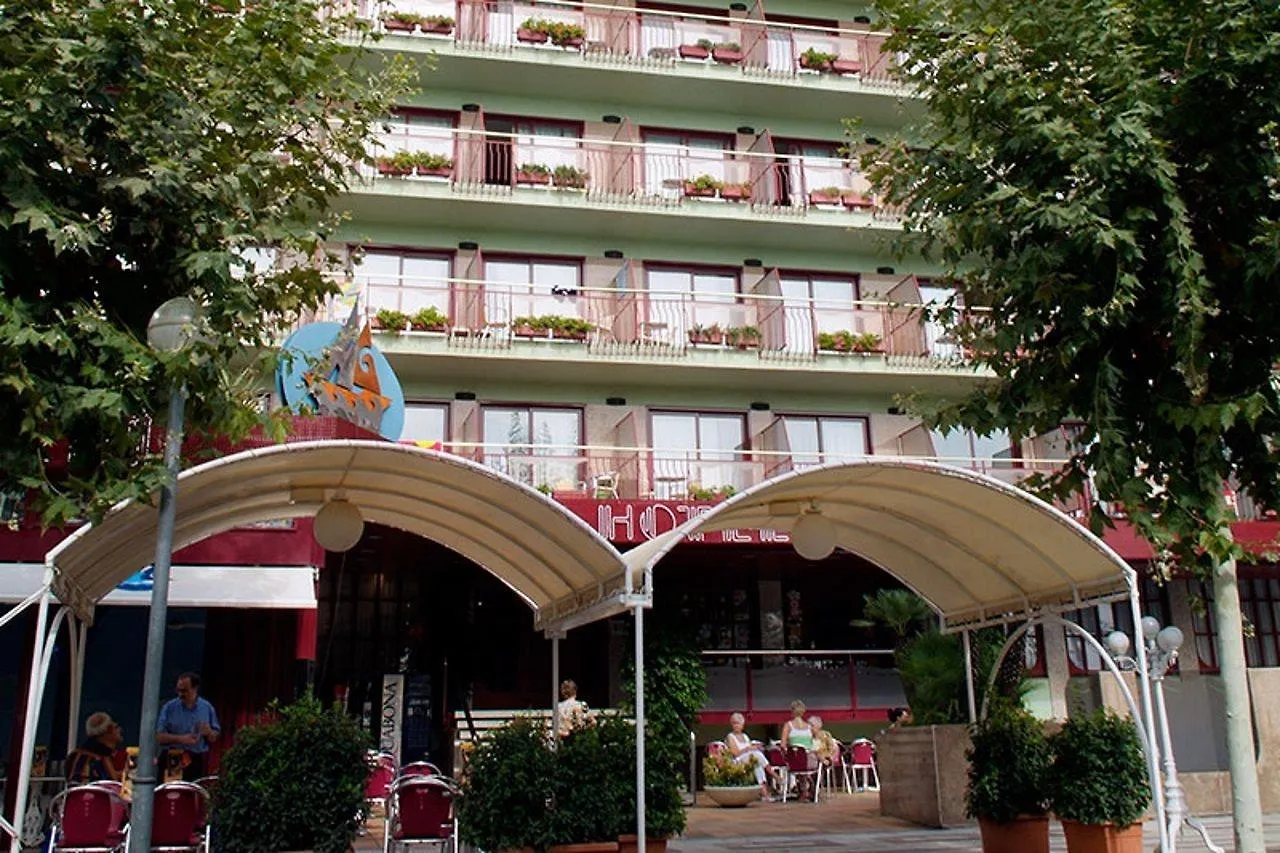 Hotel Checkin Garbí Calella
