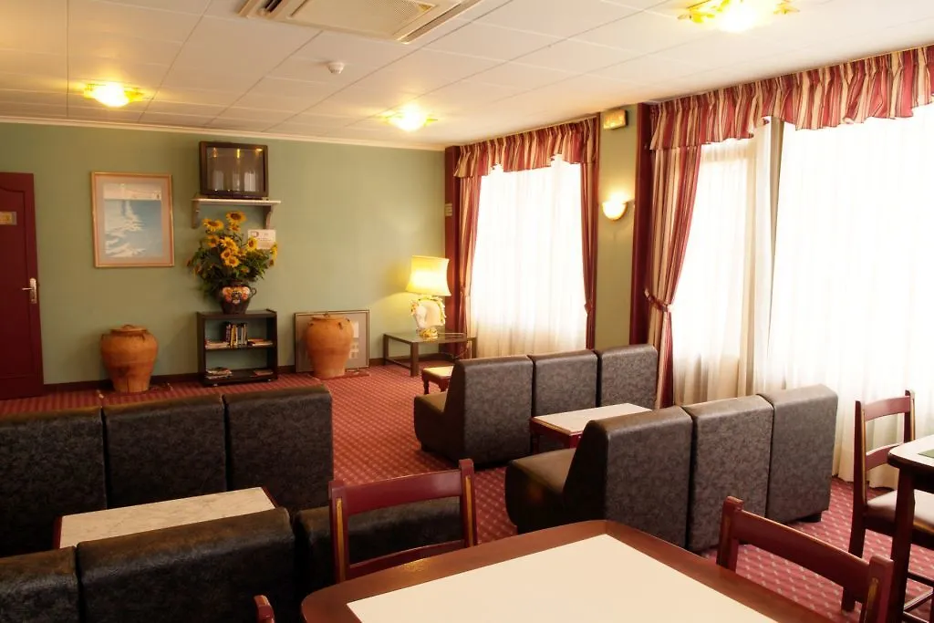 Hotel Checkin Garbí Calella