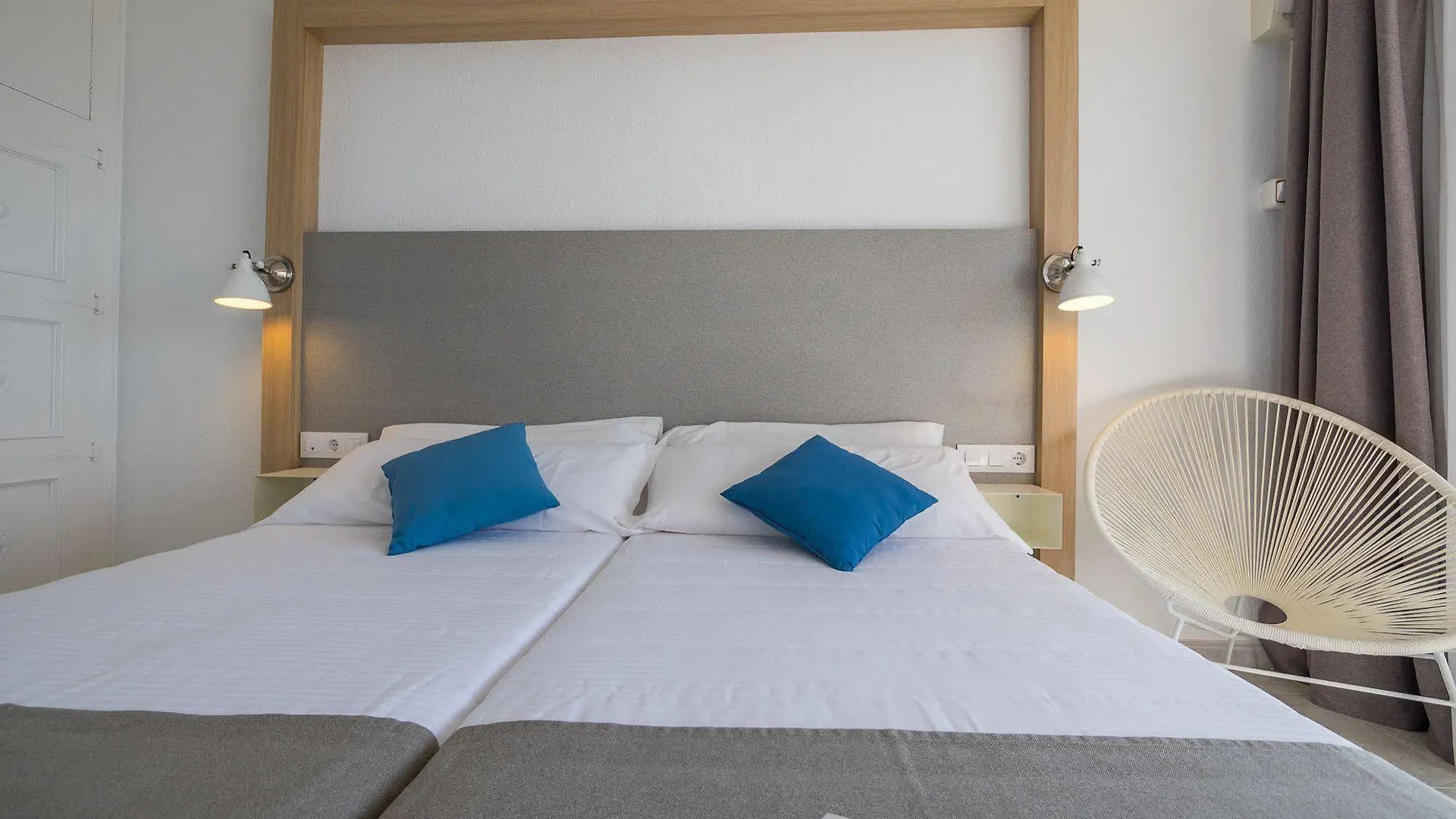 Hotel Checkin Garbí Calella