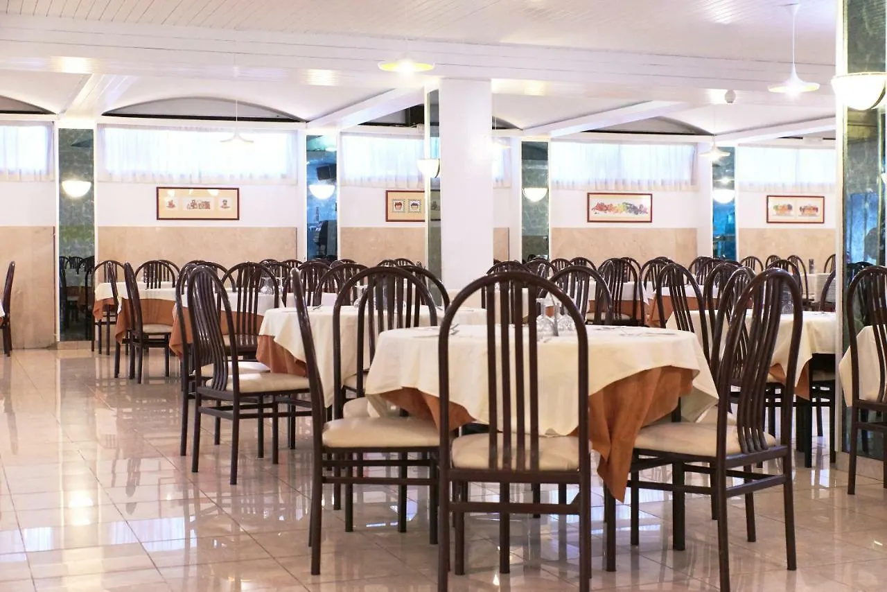 Hotel Checkin Garbí Calella